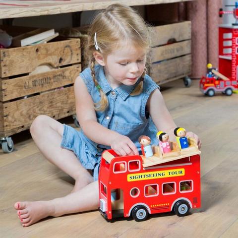 New Classic Toys Autobuz turistic cu 9 figurine