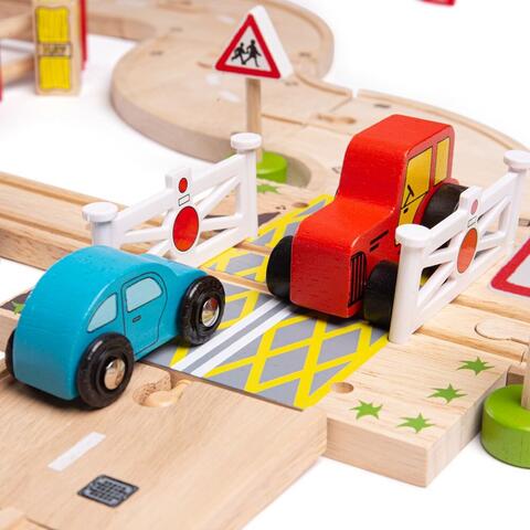 BIGJIGS Toys Circuit auto si feroviar (80 piese)